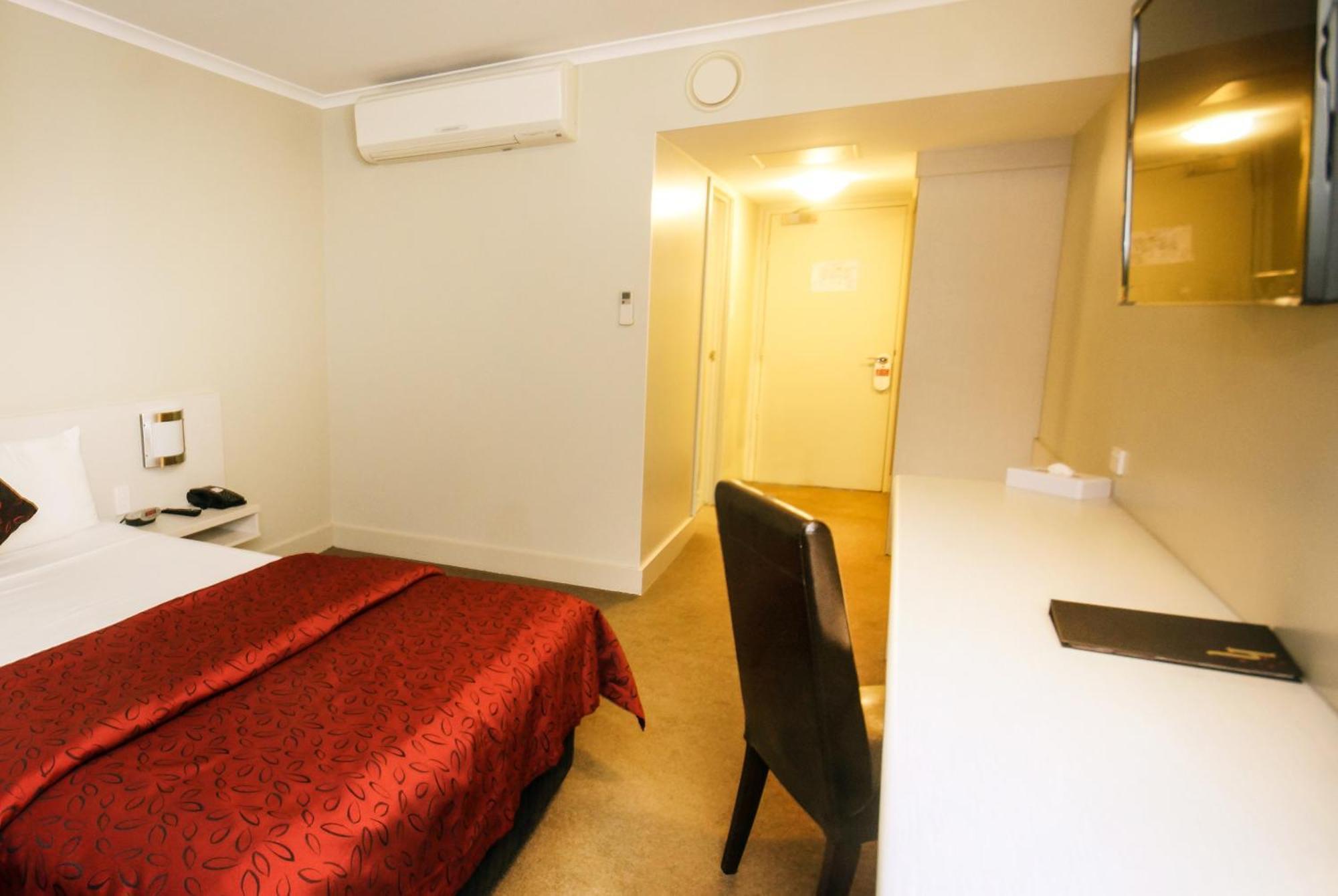 Isa Hotel Mount Isa Oda fotoğraf