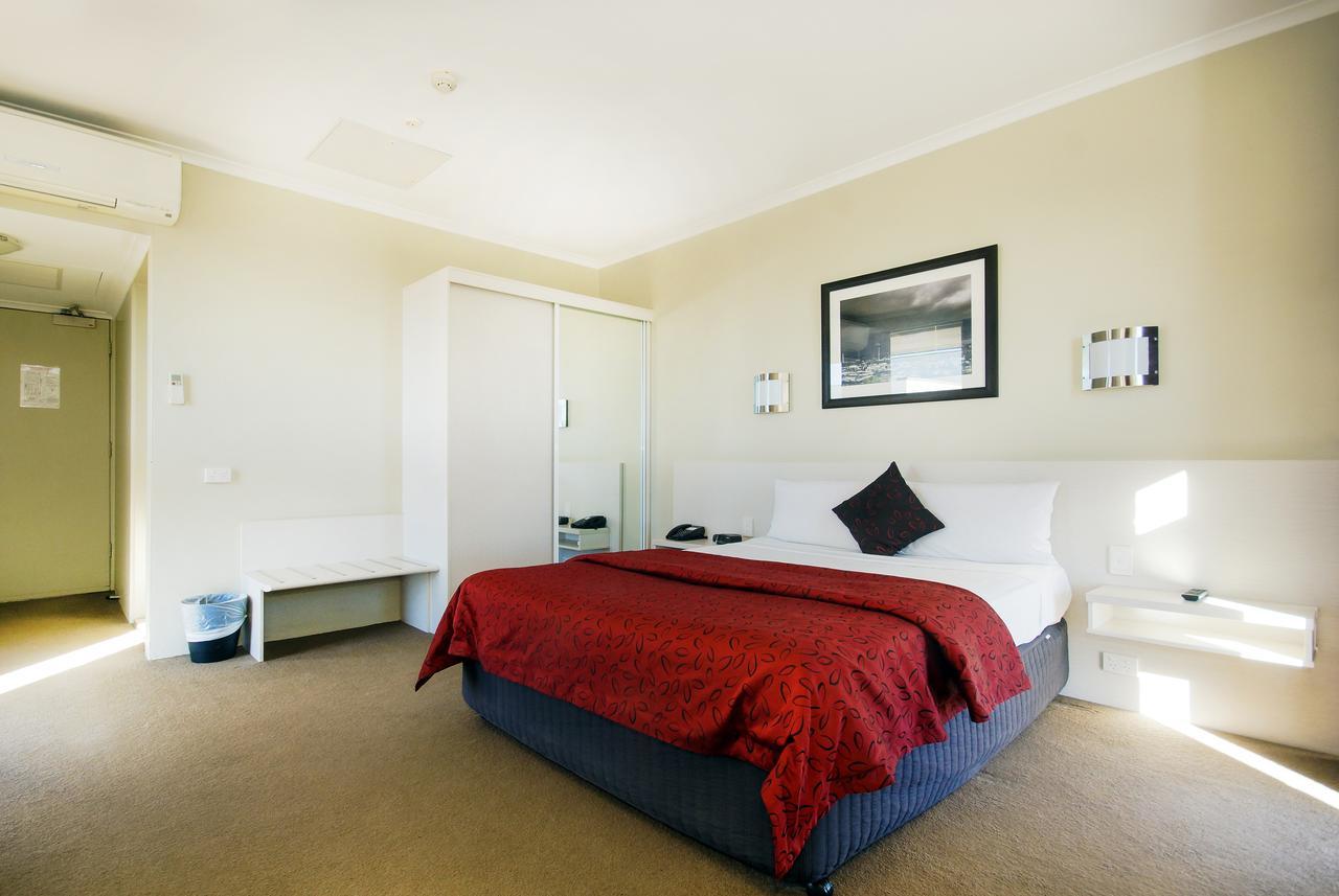 Isa Hotel Mount Isa Oda fotoğraf